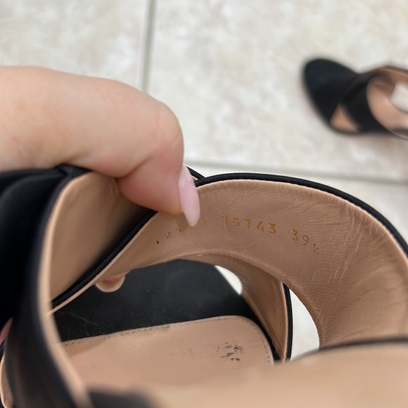 NEW Gianvitto Rossi BLACK Bow Mule Heeled Sandals - Picture 16 of 16